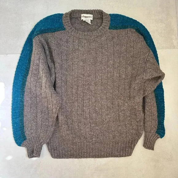 VTG Chunky Knit Brown Sweater with Teal Shoulder Panels Cozy Wool Blend Pullover - Picture 2 of 8
